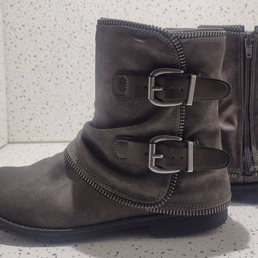 NOT RATED ANKLE BOOTS - Picture 7 of 7